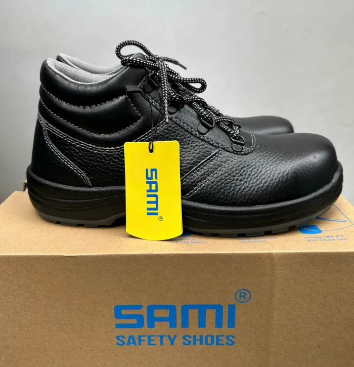 Ủng da bảo hộ SAMI SM A15 và giày bảo hộ SAMI 251 252 chống đinh chống dập ngón