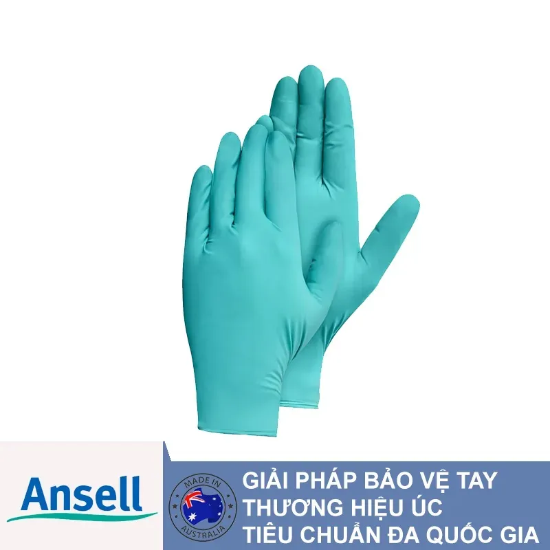 Găng tay Nitrile Ansell TouchNTuff 92-600: Kháng dầu nhớt và dung môi tẩy rửa tuyệt đối, dòng găng tay bảo hộ không thể thiếu trong quy trình bảo dưỡng xe.