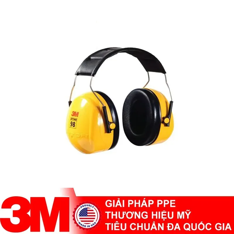 Chụp tai chống ồn 3M H9A giúp bảo vệ màng nhĩ công nhân làm việc trong xưởng dập cơ khí và máy cưa.